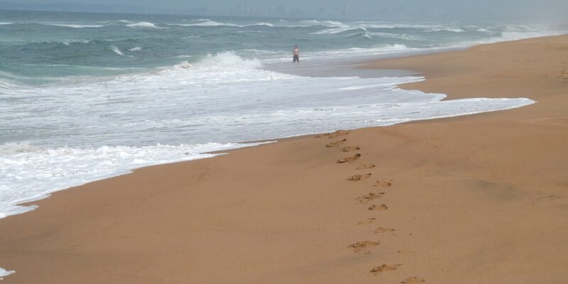 footprints for others